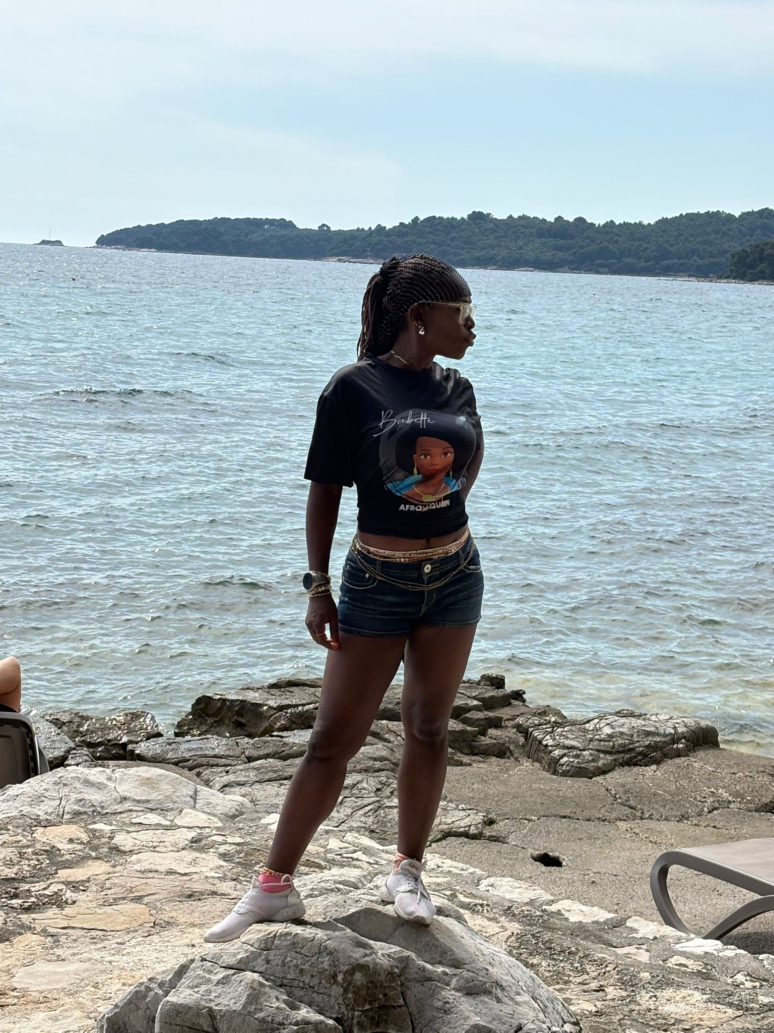 T-shirt Babette Motuka AfroQueen couleur Noire👑, Unisexe, Manche Courte, Coupe Classique, Noir, S-XXL, Coupe Regular, Casual, Col Rond